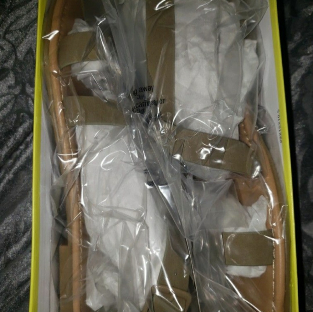 Women's sandals